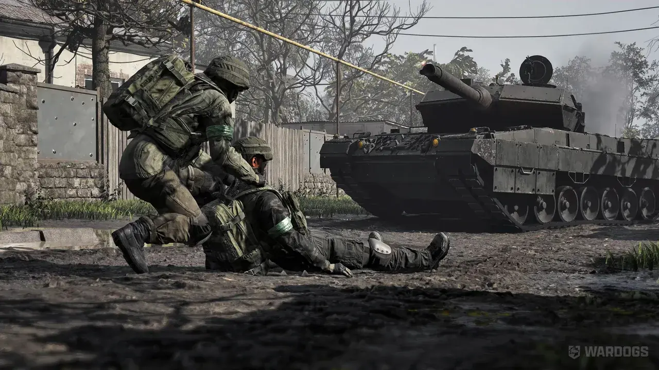 Soldado arrastrando a un compañero herido junto a un carro de combate